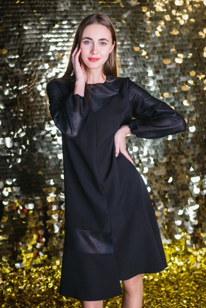 Сукня чорна з асиметричним низом та об'ємними шифоновими рукавами 5569 (48) 2800000045371 фото