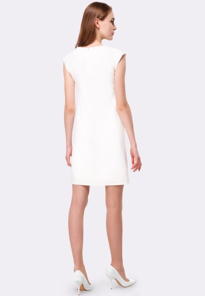 Сукня біла з чорною декоративною планкою 5526