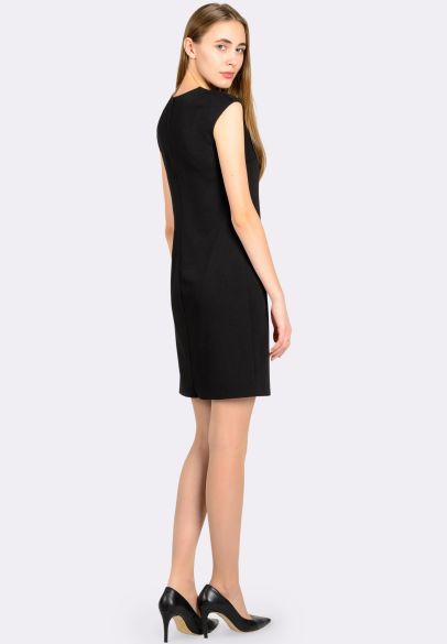 Сукня чорна з декоративною планкою з екошкіри 5561