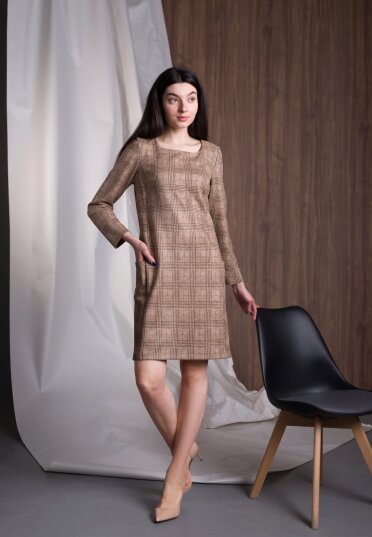 Светло-коричневое платье из экозамши 5688