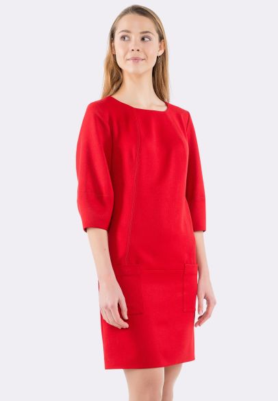 Платье прямого силуэта красное с объемными рукавами 5574