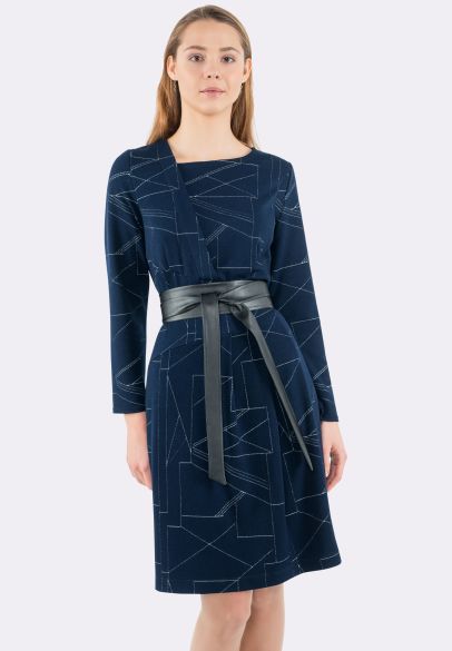 Платье из фактурного трикотажа синее геометрический принт 5570