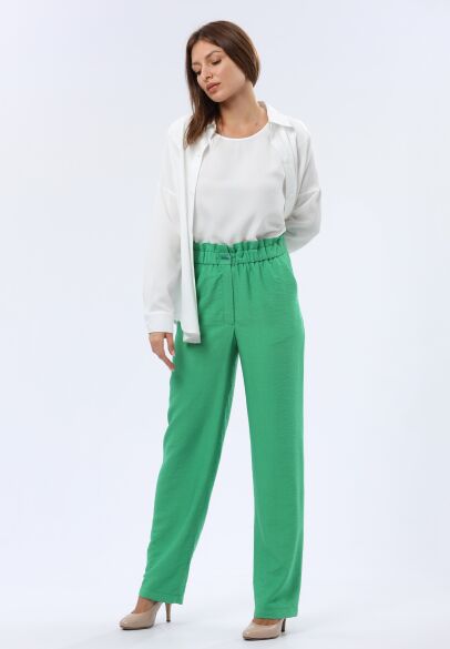 Яскраві зелені штани з кишенями та оригінальним поясом 7168