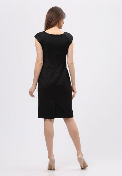 Чорна сукня футляр з м'якої костюмної тканини 5724