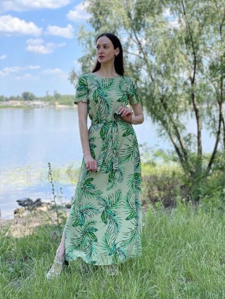 Оливково-зелена сукня максі з розрізами в бічних швах 5741