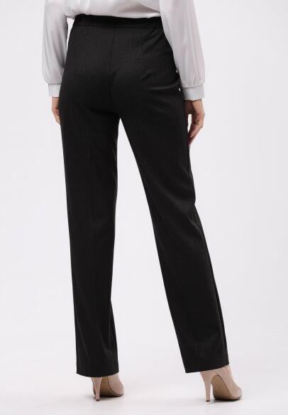 Класичні чорні брюки з фактурної тканини 7159