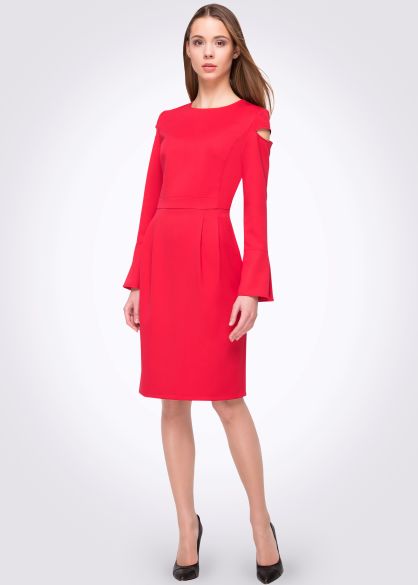Платье красное с декоративными разрезами по плечам 5454