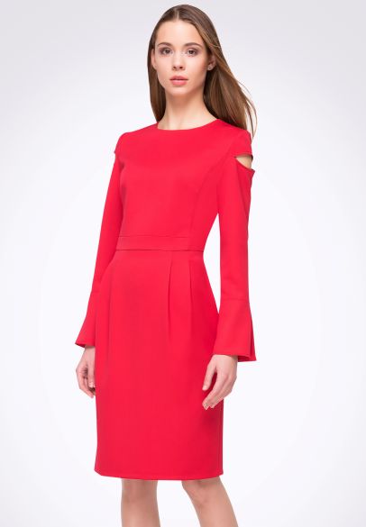 Платье красное с декоративными разрезами по плечам 5454